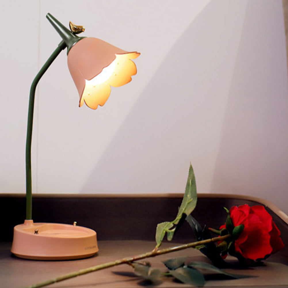 Flower-Shaped Desk Lamp - LumaPetal
